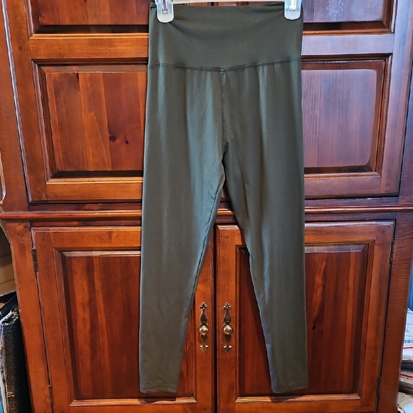 Olive Green High-Waisted or Fold-Over Leggings, Sz Sm/M - Picture 1 of 4